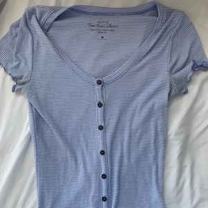 Button Tshirt
